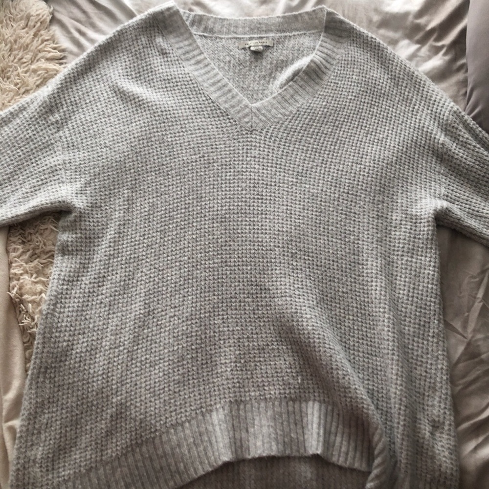 american eagle grey sweater